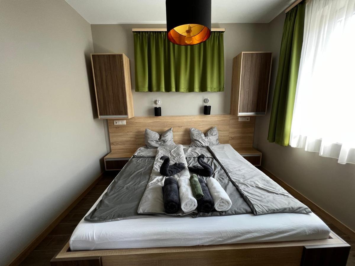 Th-Lux Apartman Hajdúszoboszló Exterior foto